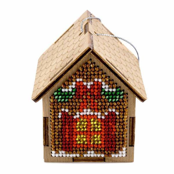 Wooden Bead Embroidery Kit &ndash; &ldquo;Festive House&rdquo; FLK-556